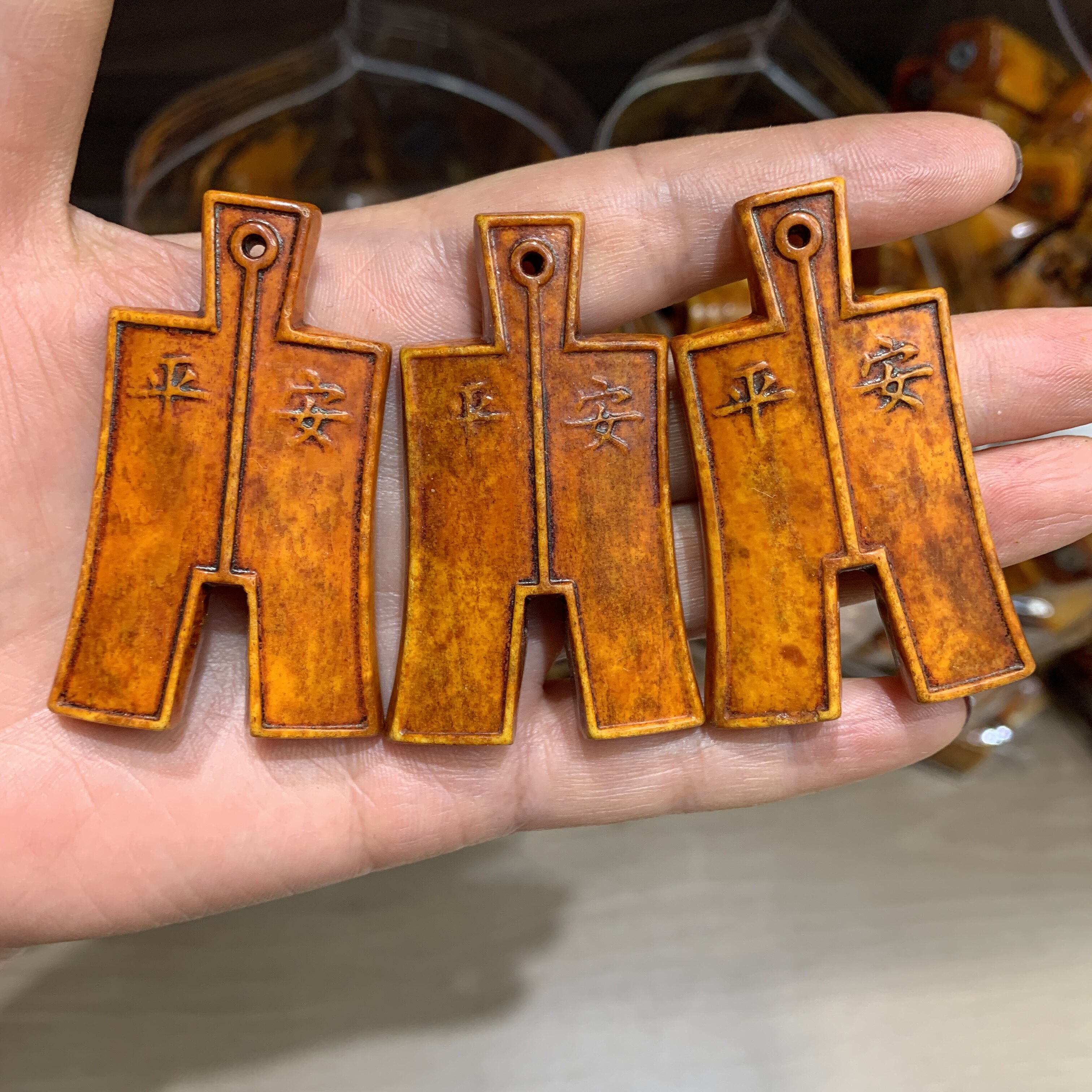 藏式牛骨雕刻平安吊坠diy配件手工编织手绳项链文玩佛珠手串配饰