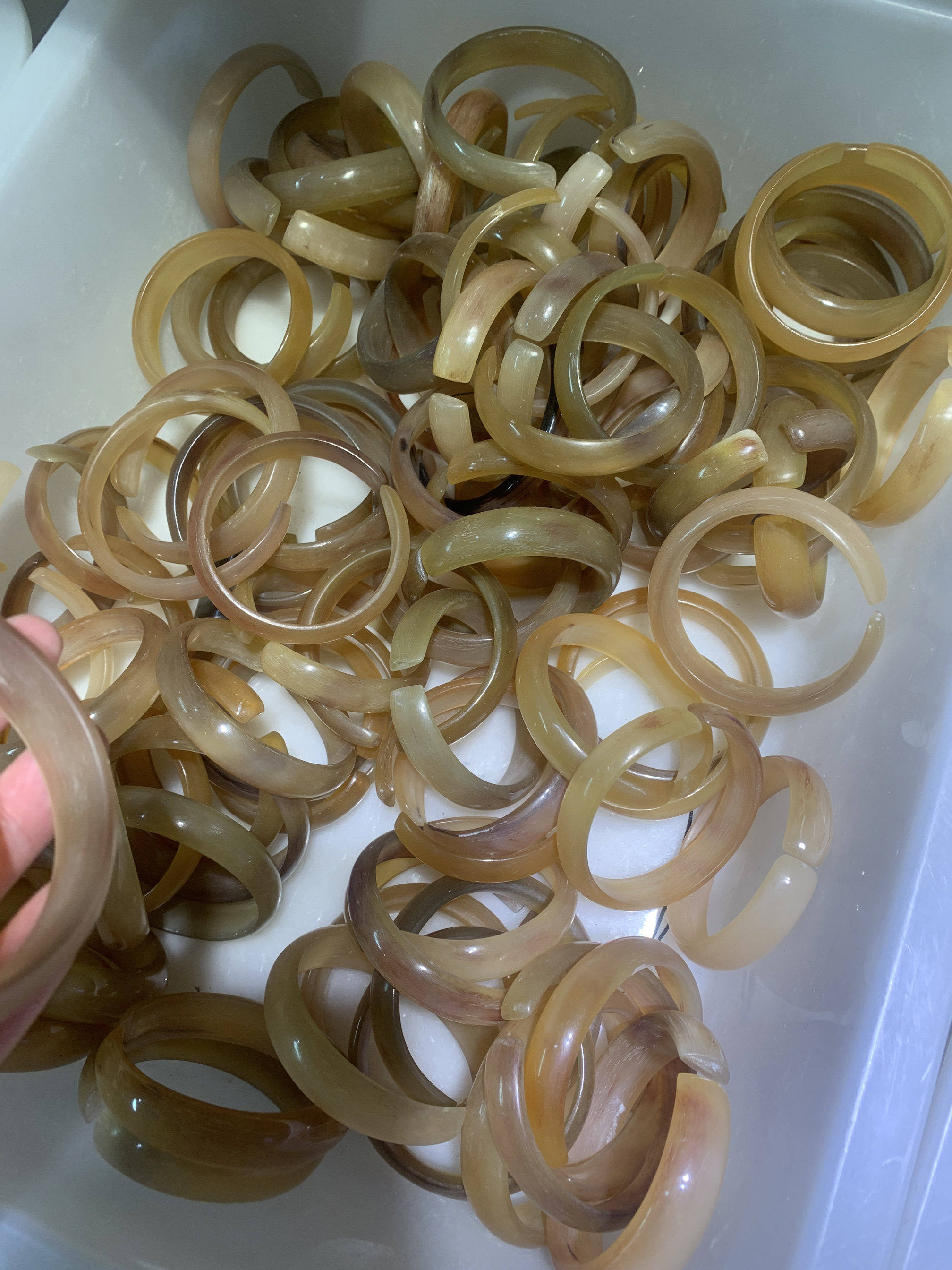 羊角手镯宽厚开口镯子女首饰民族风饰品保健养生礼物凉血天然手环