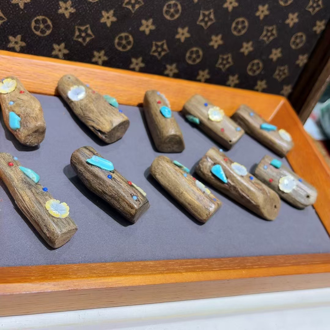 天然达拉干沉香牌子 手工镶嵌松石贝壳 适合diy毛衣链