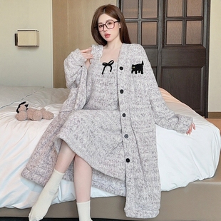 珊瑚绒睡裙女士秋冬新款 可爱小黑猫长裙睡衣 加厚加绒吊带睡袍套装