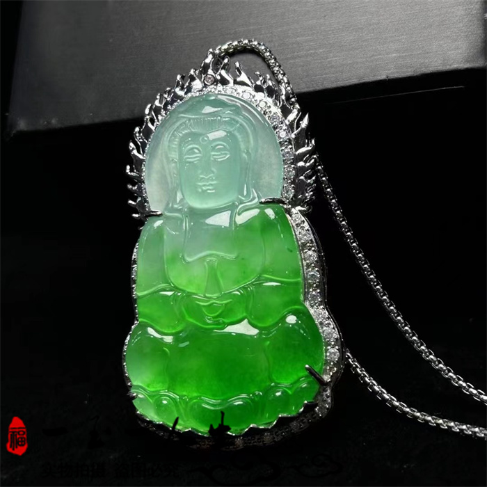 天然翡翠色高冰种飘绿石英岩玉观音吊坠男士玉挂件阳绿飘花独龙玉