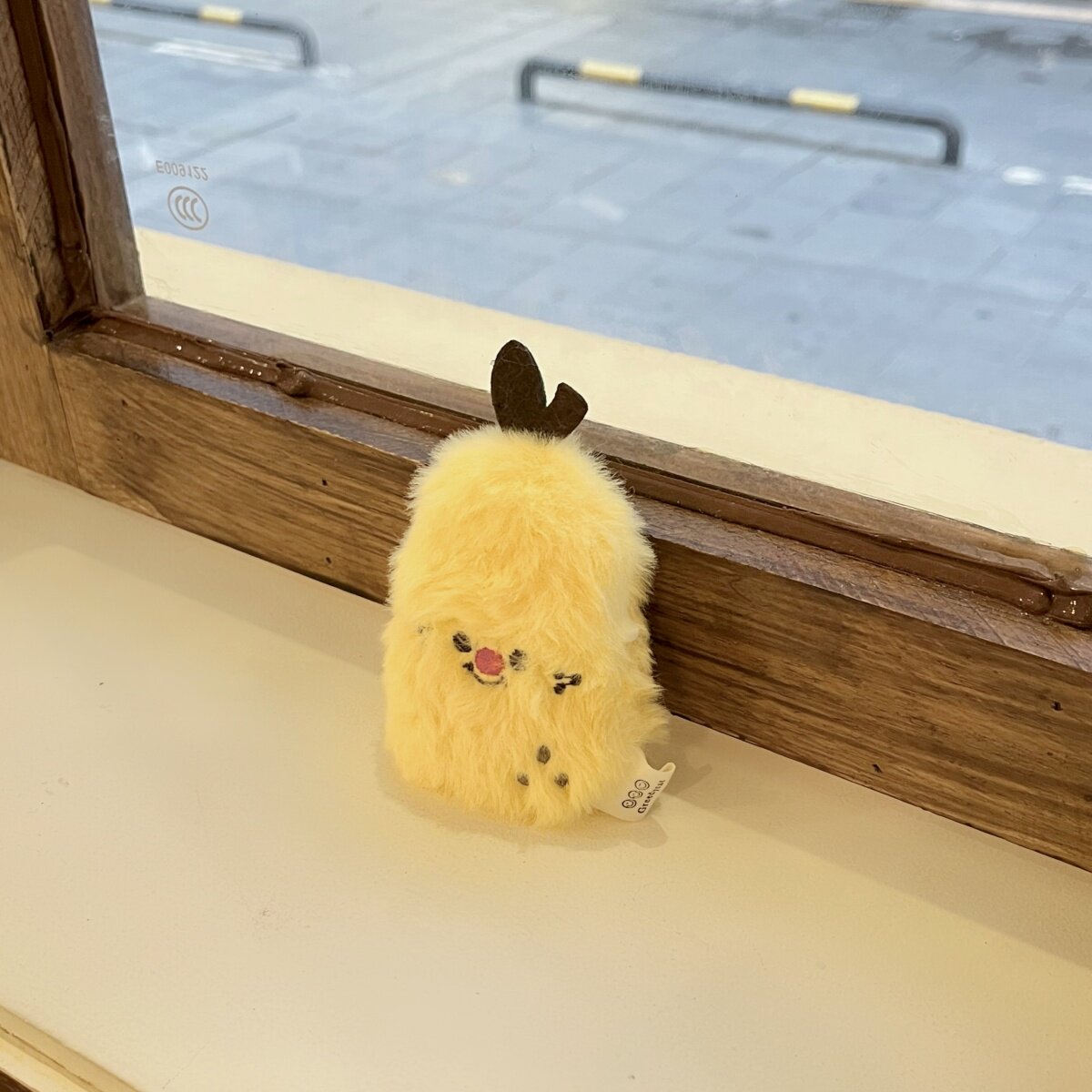 苹果AlrPods 4/4(支持主动降噪)耳机保护套适用于3/Pro2/Pro/1/2-秋冬毛绒蜜汁梨防摔减震分体蓝牙保护软壳