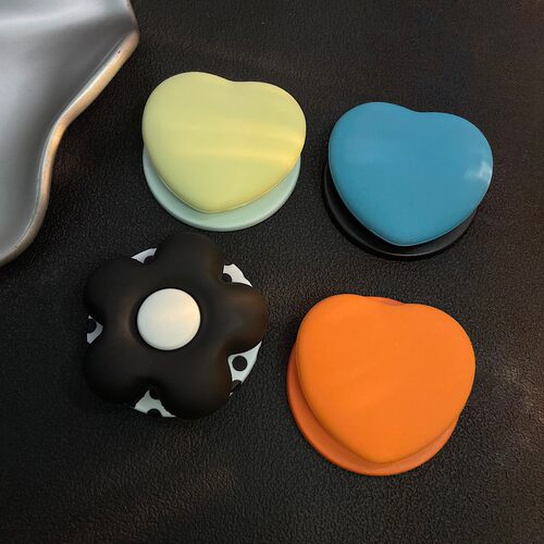 MagSafe磁吸硅胶爱心支架气囊苹果安卓伸缩底座追剧神器新款