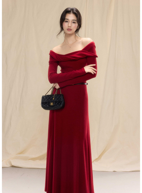 贰羊设计【木槿】圣诞新年战袍法式露肩纽结红色连衣裙女修身长裙