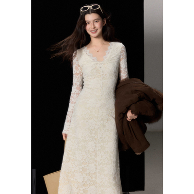 贰羊设计【宜沐】法式V领加绒蕾丝连衣裙女修身气质高级感打底裙