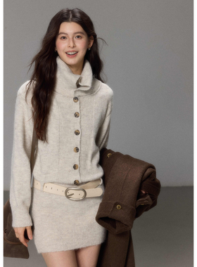 贰羊设计【依兰】堆叠高领针织连衣裙女秋冬季气质收腰包臀裙短裙