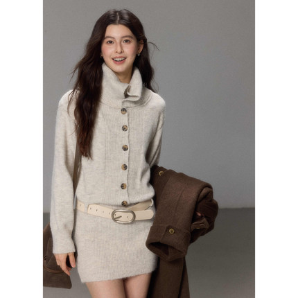 贰羊设计【依兰】堆叠高领针织连衣裙女秋冬季气质收腰包臀裙短裙