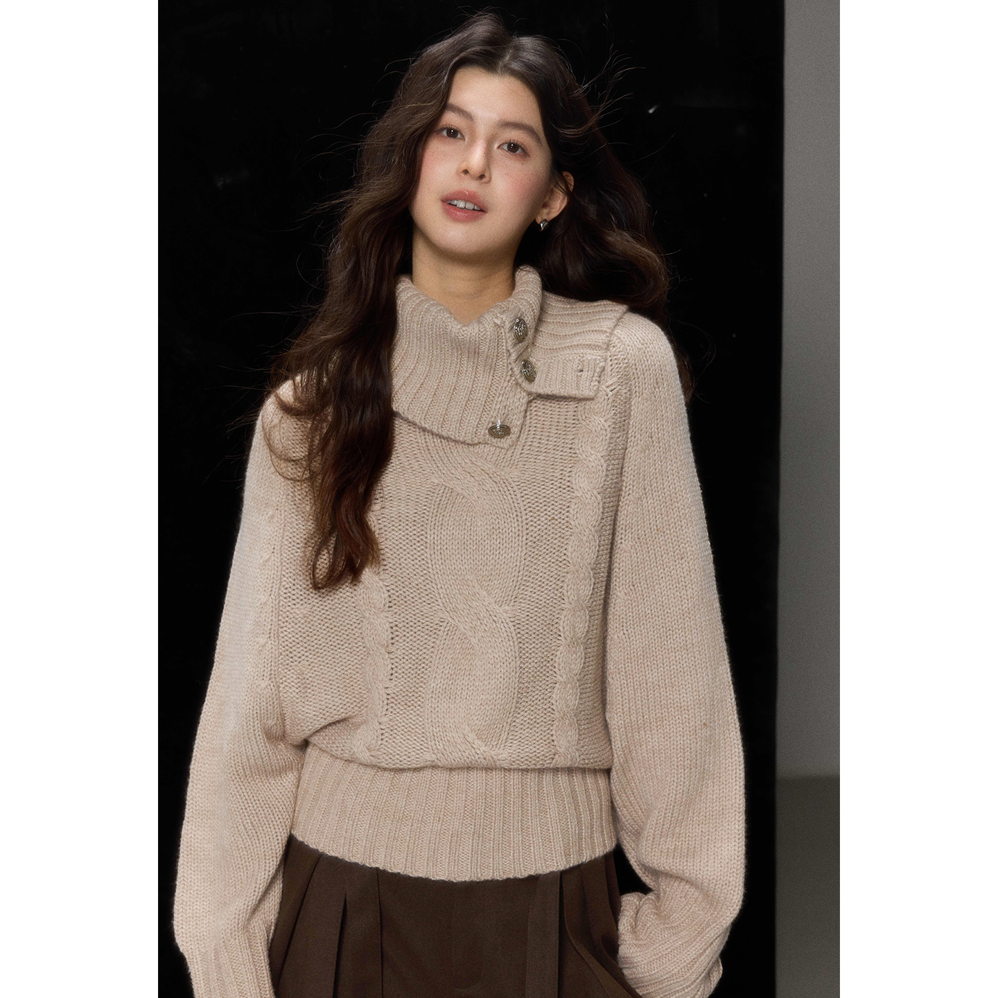 贰羊设计【柏宁】高级感高领针织衫女秋冬季新款宽松斗篷麻花毛衣