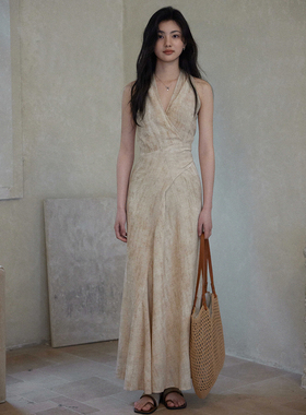 贰羊设计【青宛】极简高级感挂脖v领长裙女新中式气质无袖连衣裙