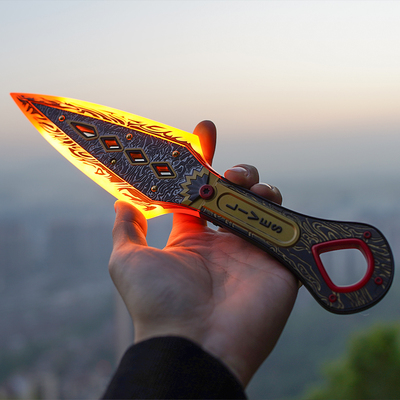 充电发光，未开刃，不锋利