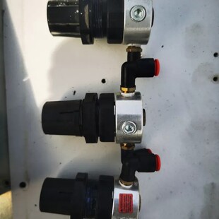 议价-Watts Fluidair减压阀，型号R374-01C/R-可维修