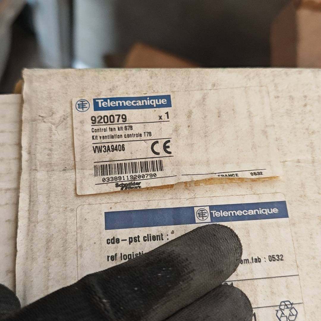 议价-Telemecanique控制风扇 kit S7B，货号VW