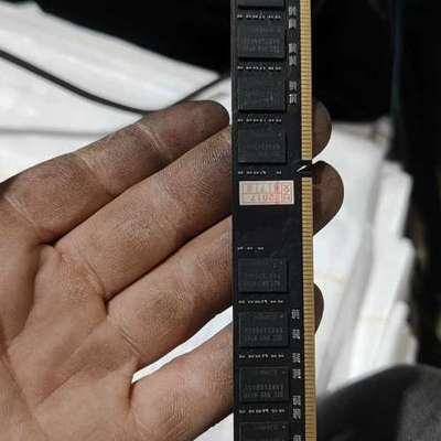 悉锐TXRUI DDR3 4GB 1600MHz台式机内存条