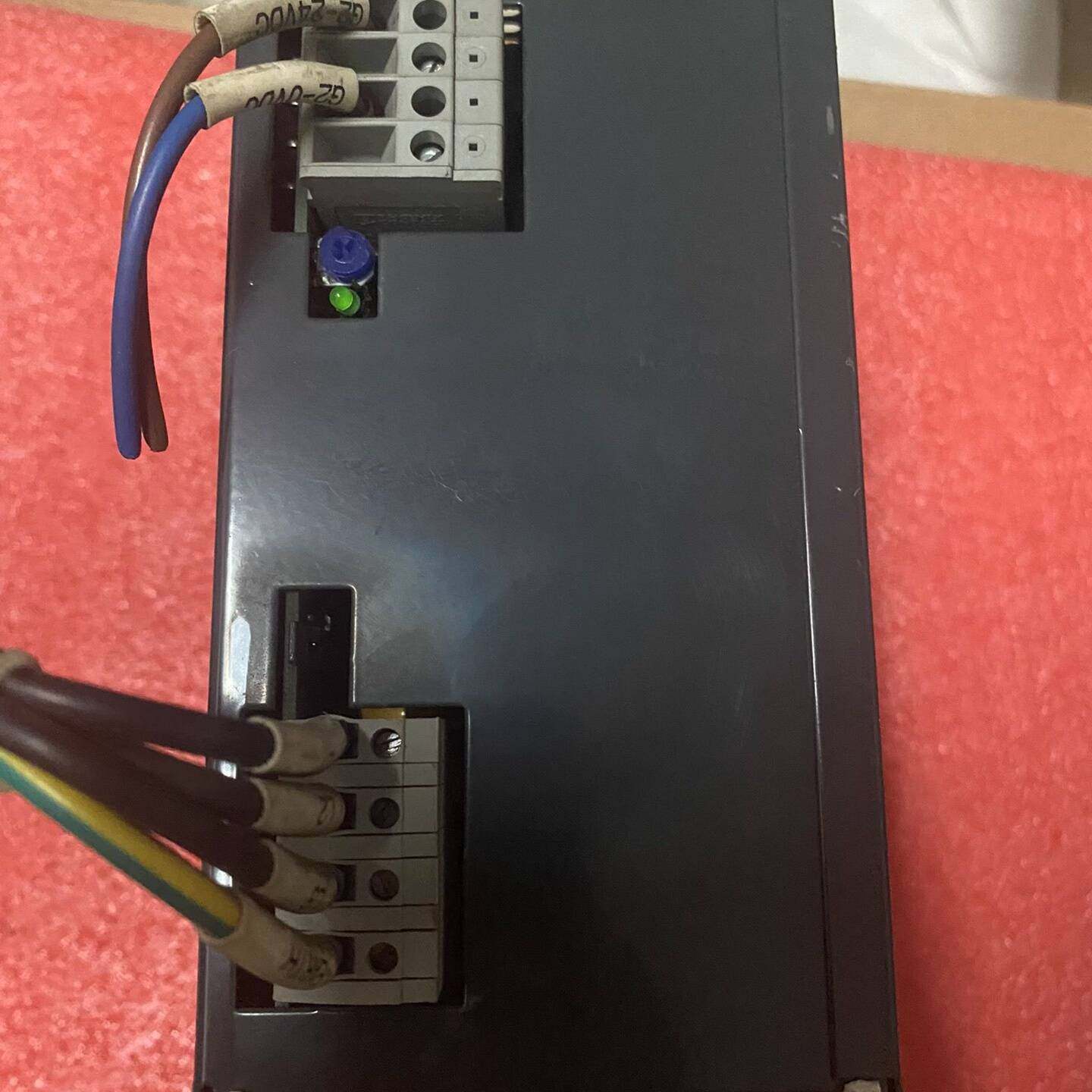 议价-施耐德 ABL7-UEQ24200  可编程控制器 ,拆机