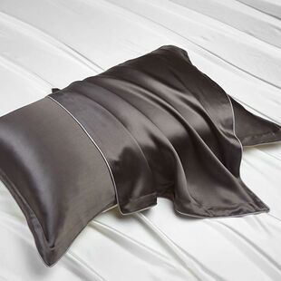 48*74CM Super Smooth Silk Pillowcase with Hidden Zipper