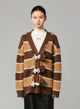 UOOYAA/乌丫2025春季新款「熊熊系列」复古条纹抱抱棕熊V领毛开衫