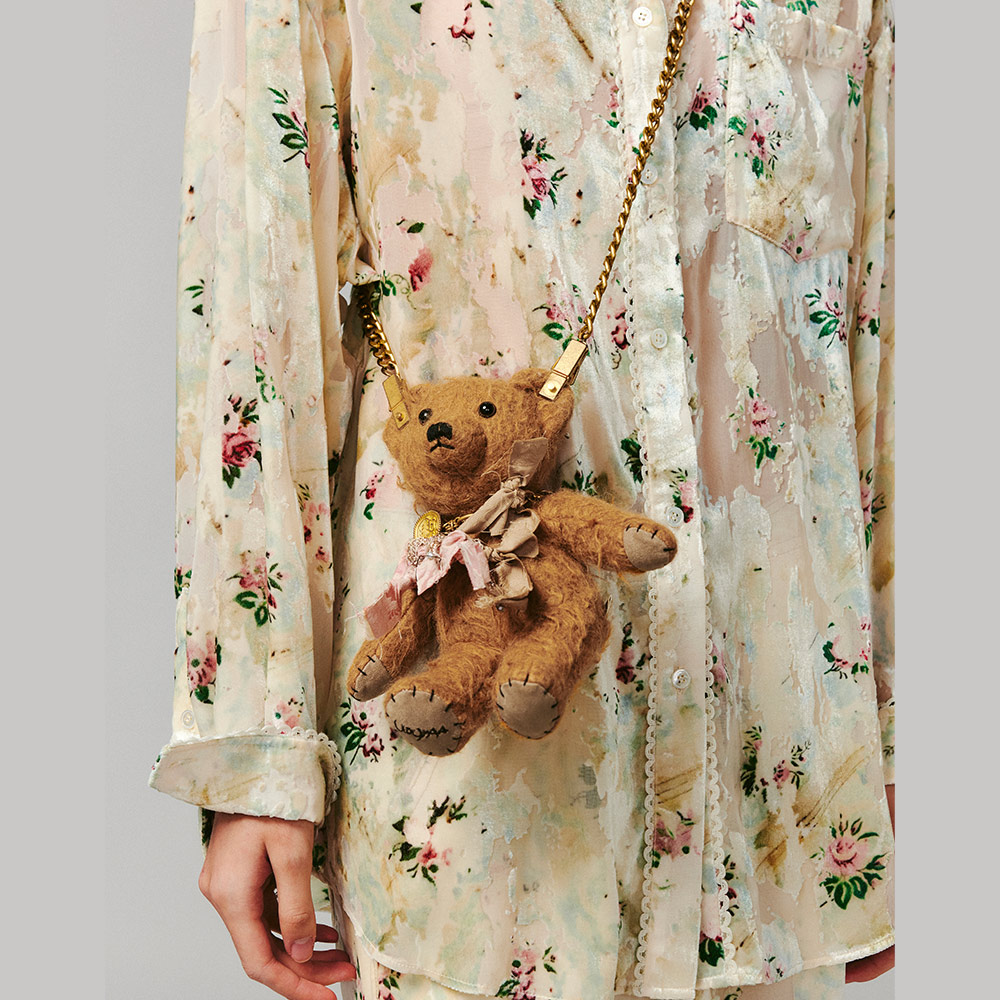 乌丫老玩偶小熊衣夹链条包