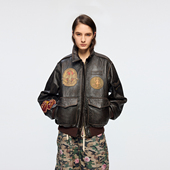 新款 UOOYAA 乌丫2026春季 「奇幻都市」徽章羊皮革飞行员夹克外套