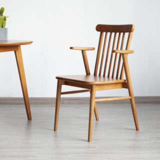 北欧实木休闲洽谈靠背家用现代简约带扶手温莎新中式蜂鸟餐桌椅