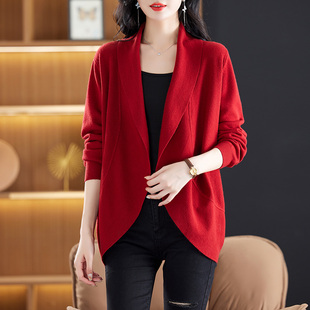 红色中长款针织开衫披肩外搭女2025新款春秋洋气妈妈披风毛衣外套