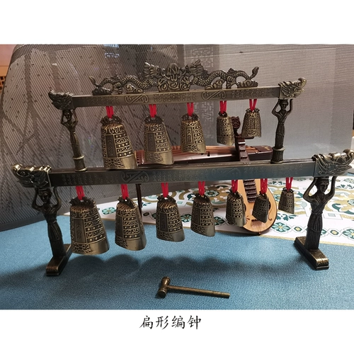 Бронзовые антикварные двойные плоские квадратные часы Zenghou Yi Древний музыкальный инструмент Xi'an Туристические сувениры, терракоттские воины и ремесленные поделки из ручной работы