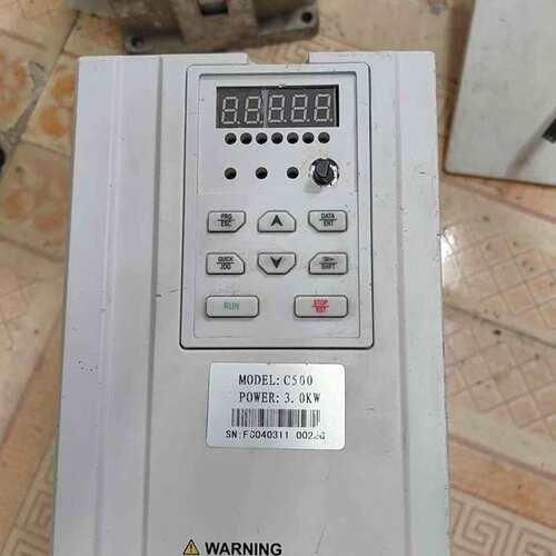 议价新科瑞变频器C500-004P-4T，4.0KW，成色不错外可维修