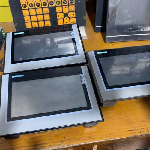 议价信倢触摸屏型号TG765S-MT有二台，TG765G-ZT有可维修