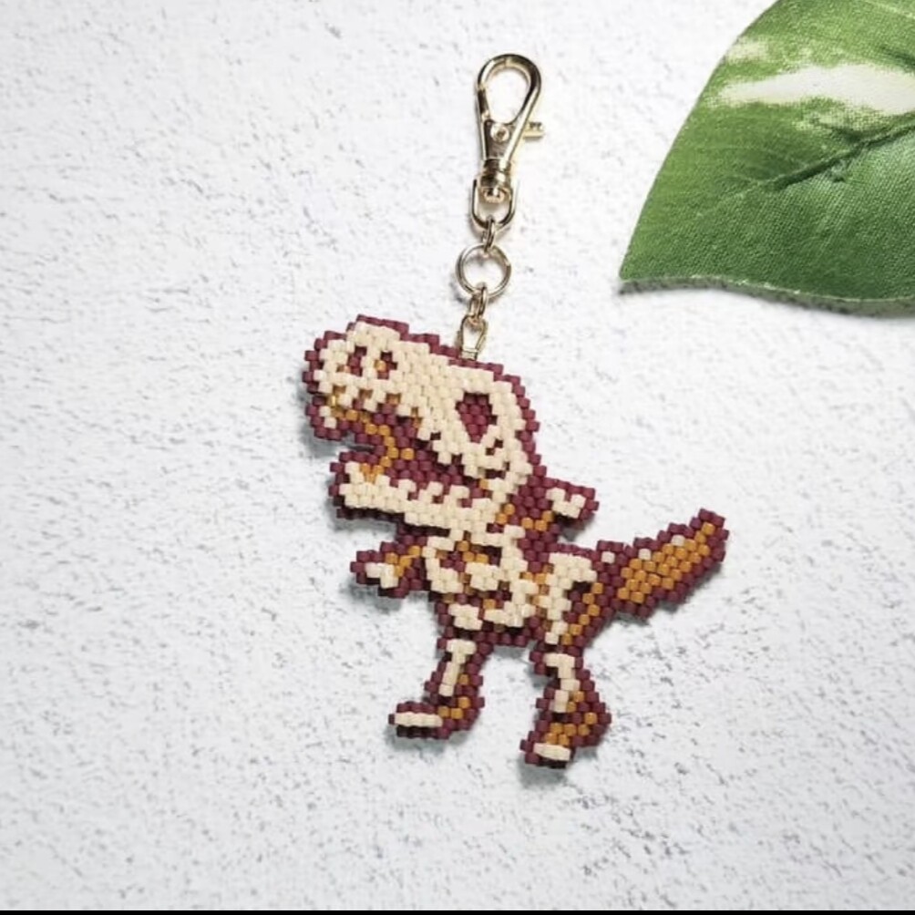 手工制作串珠古董珠霸王龙包挂手机链个性独特设计感小众项链男女