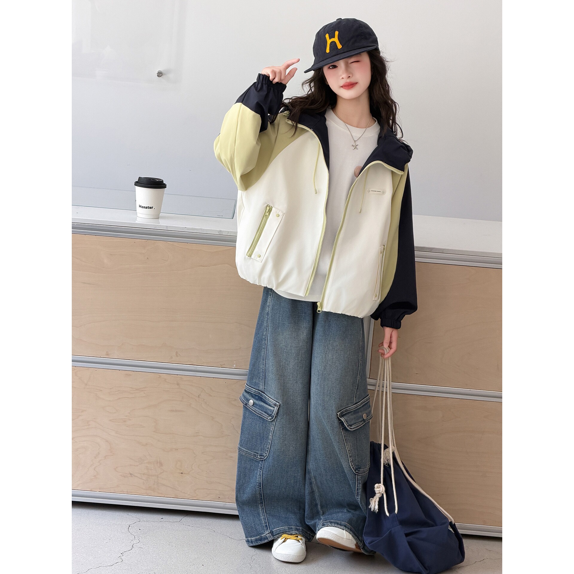 欧抱抱女童春秋款韩版休闲冲锋衣普通外套