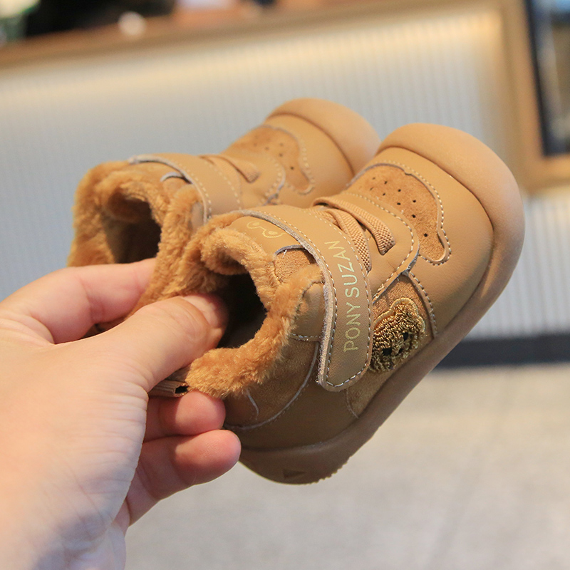 宝宝学步鞋加绒保暖雪地棉鞋