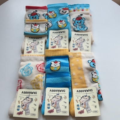 撞色网眼卡通搞怪中筒袜超薄长袜