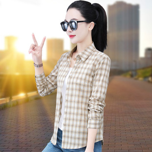格子衬衫女款春秋薄款2024新款中年妈妈纯棉长袖上衣休闲女士衬衣