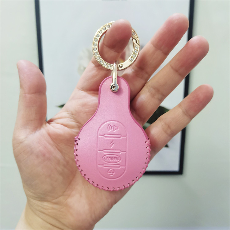 适用盛昊皮卡丘电动车钥匙包星光T20T30雷迈丘比特佩奇遥控皮套扣
