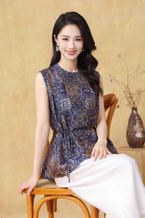 气质国风印花无袖上衣2026新款夏装真丝系腰带中年女士中长款小衫