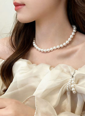 珍珠项链女锁骨链轻奢小众高级感优雅白色珠链颈链配饰