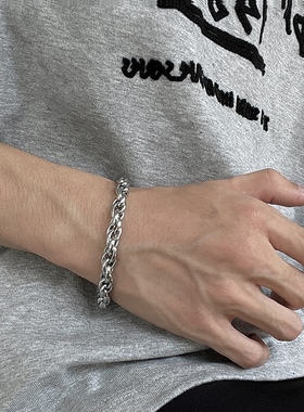龙骨链不掉色欧美嘻哈hiphop手链男款小众设计钛钢潮银色手饰