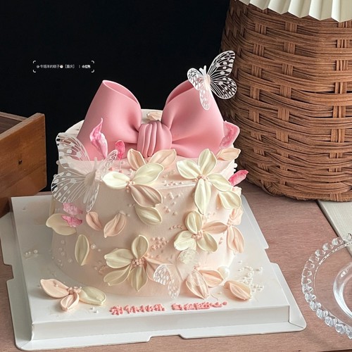 温柔女神款生日蛋糕装饰插件