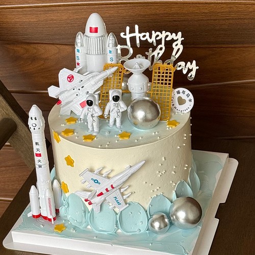 宇航员生日蛋糕装饰插件太空人火箭航天飞机摆件星球UFO烘焙插牌