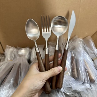 米诺家胡桃木304不锈钢刀叉勺子餐具西餐木柄牛排刀叉勺套装高颜