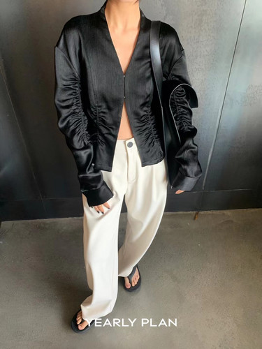 长袖缎面推荐褶皱收腰