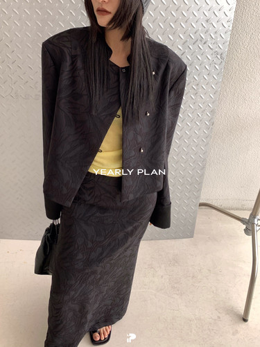 设计师品牌YEARLYPLAN高级感新中式提花时髦修身半裙