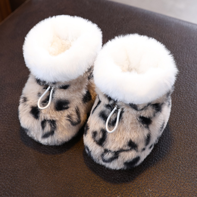 冬季婴儿鞋加厚棉鞋小月龄宝宝鞋0一6到12个月毛毛鞋保暖外出脚套