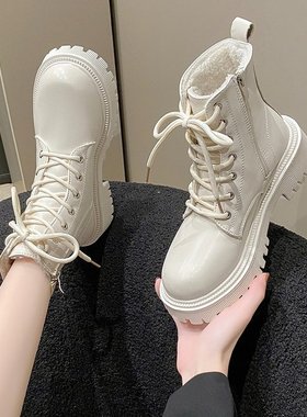 马丁靴女秋冬新款爆款外贸加绒复古白色短靴厚底英伦风机车靴女