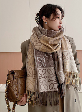 冬天围巾女保暖时尚百搭仿羊绒加厚围脖欧美高级感披肩网红款优雅