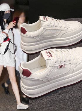 2025春秋新款韩版皮面运动鞋女厚底板鞋跑步鞋女ins透气单鞋B309