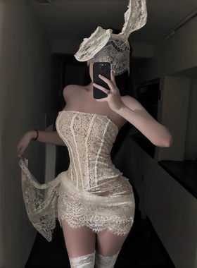 醉窖大码性感蕾丝鱼骨一字肩抹胸连衣裙小个子气质包臀裙收腰裙子