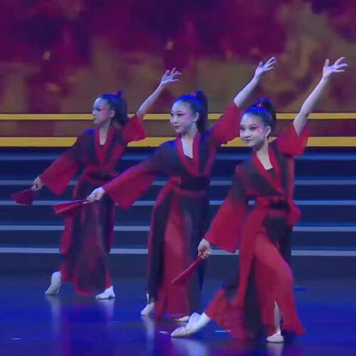 六一儿童古典舞华夏少年扇子舞