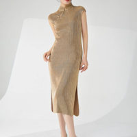 Issey Miyake/三宅一生 褶皱新中式开叉盘扣气质优雅金属系连衣裙