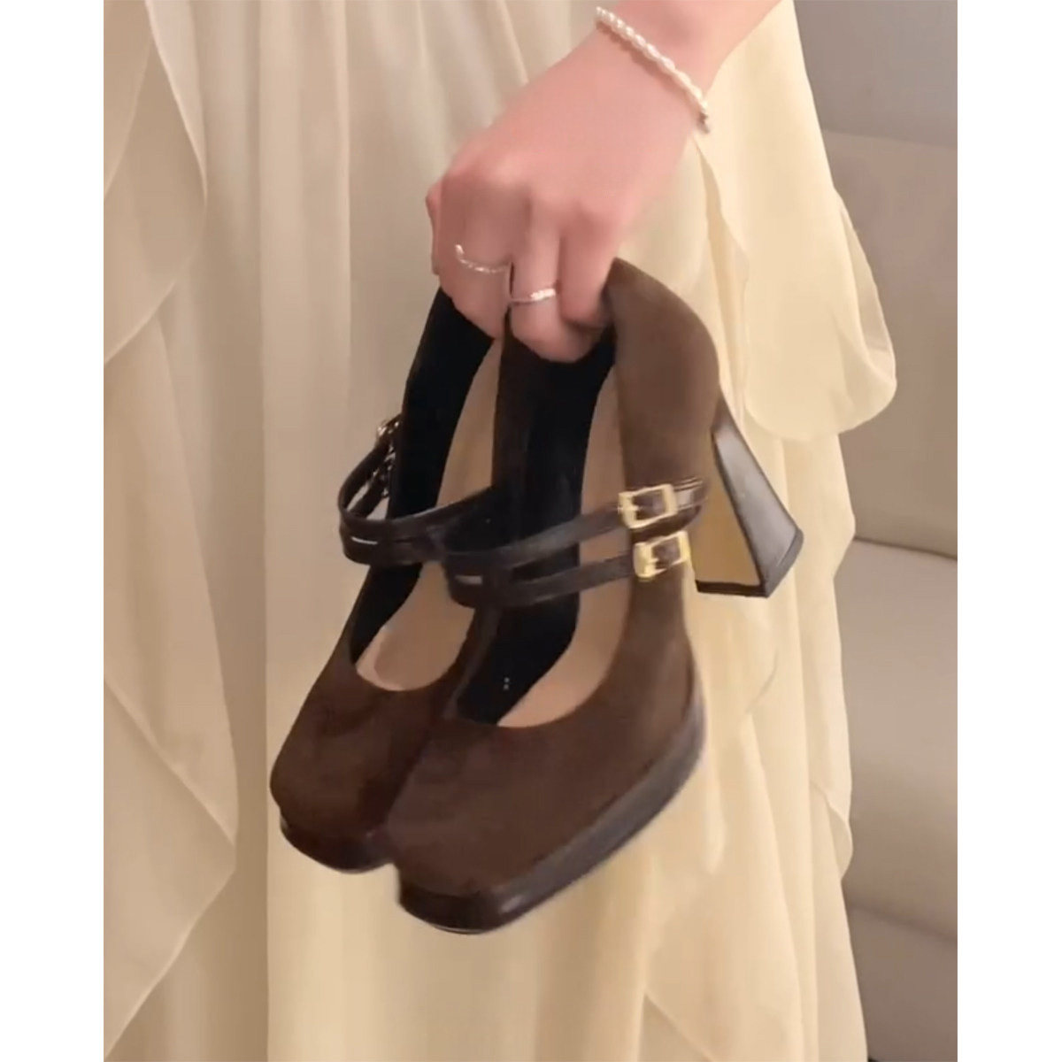 2026新款复古玛丽珍鞋新中式旗袍粗跟防水台高跟鞋女棕色绒面单鞋,女鞋,浅口单鞋,淘宝优惠券,粉丝福利购,淘宝优惠卷