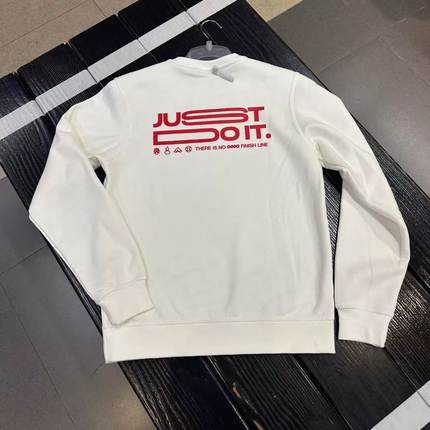 Nike/耐克男子刺绣logo蛇年限定加绒保暖圆领休闲卫衣 IB5567-133